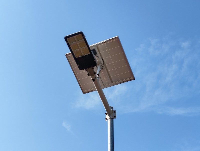 napelemes kandeláber lámpa